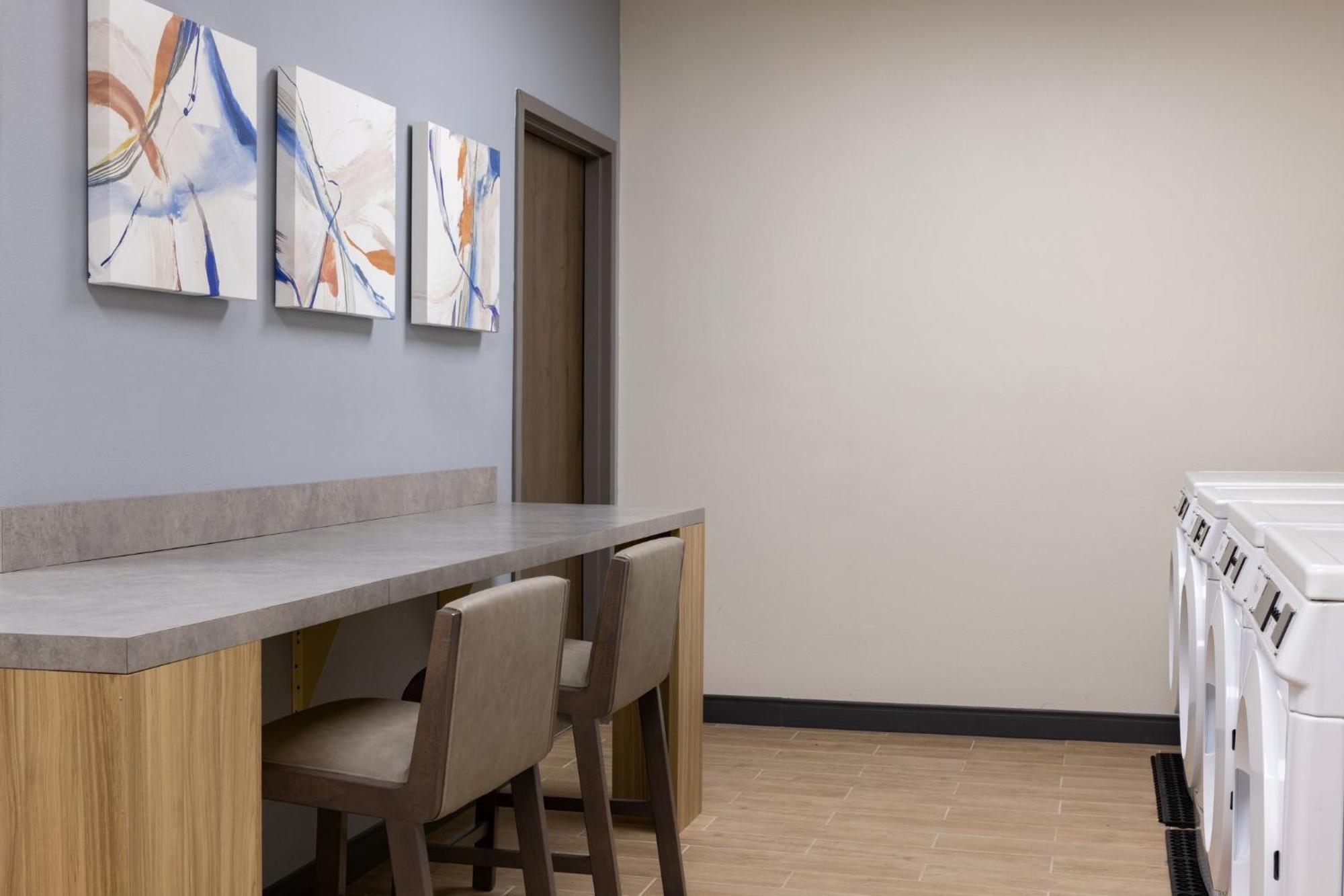 Candlewood Suites Bessemer - Birmingham Sw By Ihg מראה חיצוני תמונה